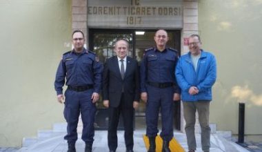 Balıkesir İl Jandarma Komutanı Jandarma Albay Murat Özer ve Edremit