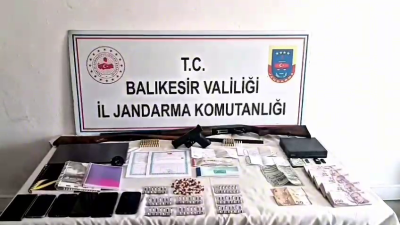 Edinilen bilgiye göre Balıkesir İl Jandarma Komutanlığı ve Dursunbey Cumhuriyet