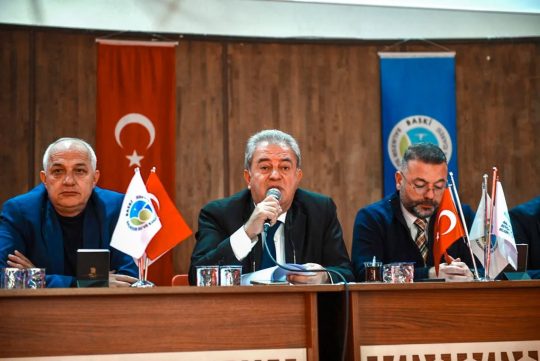 Balıkesir Su ve Kanalizasyon İdaresi (BASKİ), Bandırma’daki muhtarlarla yaptığı toplantının