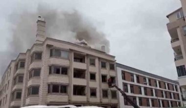 Balıkesir’de bir dönem otel olarak kullanılan binada çıkan yangın paniğe