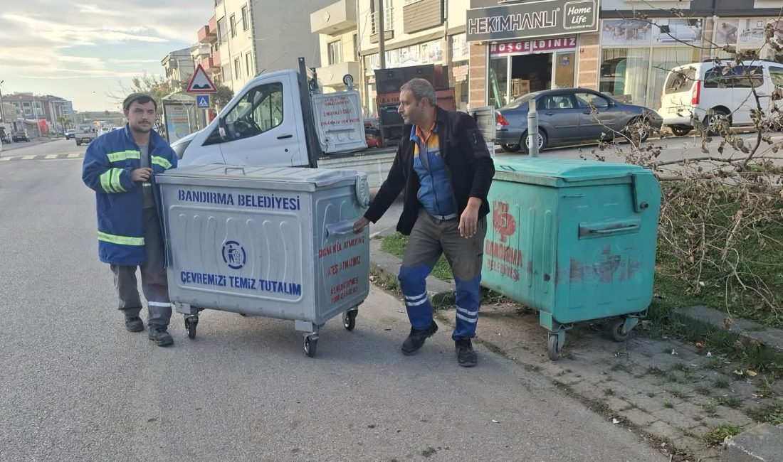 BANDIRMA’DA HİZMET MARATONU: BAŞKAN MİRZA İLE ŞEHRİN ÇEHRESİ DEĞİŞİYOR! Bandırma Belediye Başkanı Dursun Mirza, şehir genelinde yürütülen altyapı ve