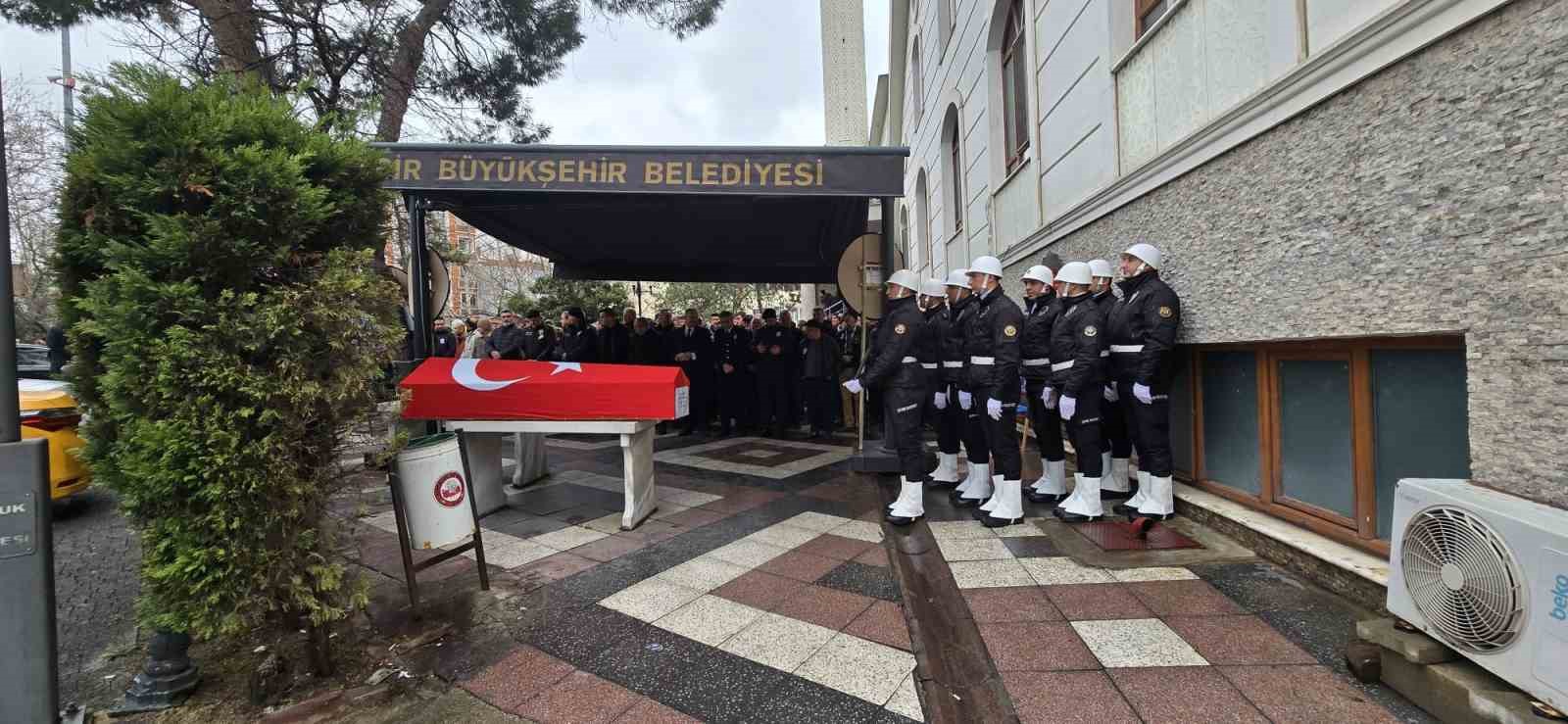 Bandırma İlçe Emniyet Müdürlüğü Asayiş Büro Amirliği’nde görev yapan ve