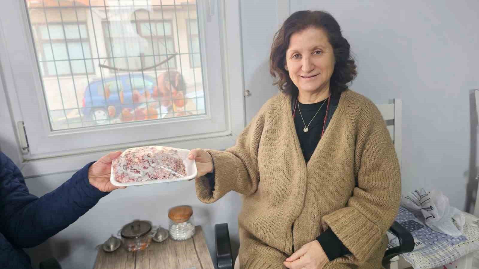 Balıkesir’in Bandırma ilçesinde Ramazan ayı öncesinde anlamlı bir dayanışma örneği