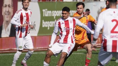 Ayvalıkgücü Belediyespor’da genç yeteneklerin yükselişi sürüyor. Daha önce milli takım