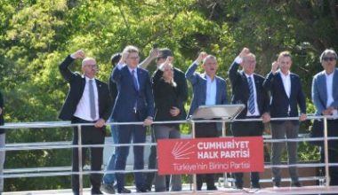 CHP Genel Başkanı Özgür Özel, Balıkesir’e İstiklal Madalyası verilmesi için