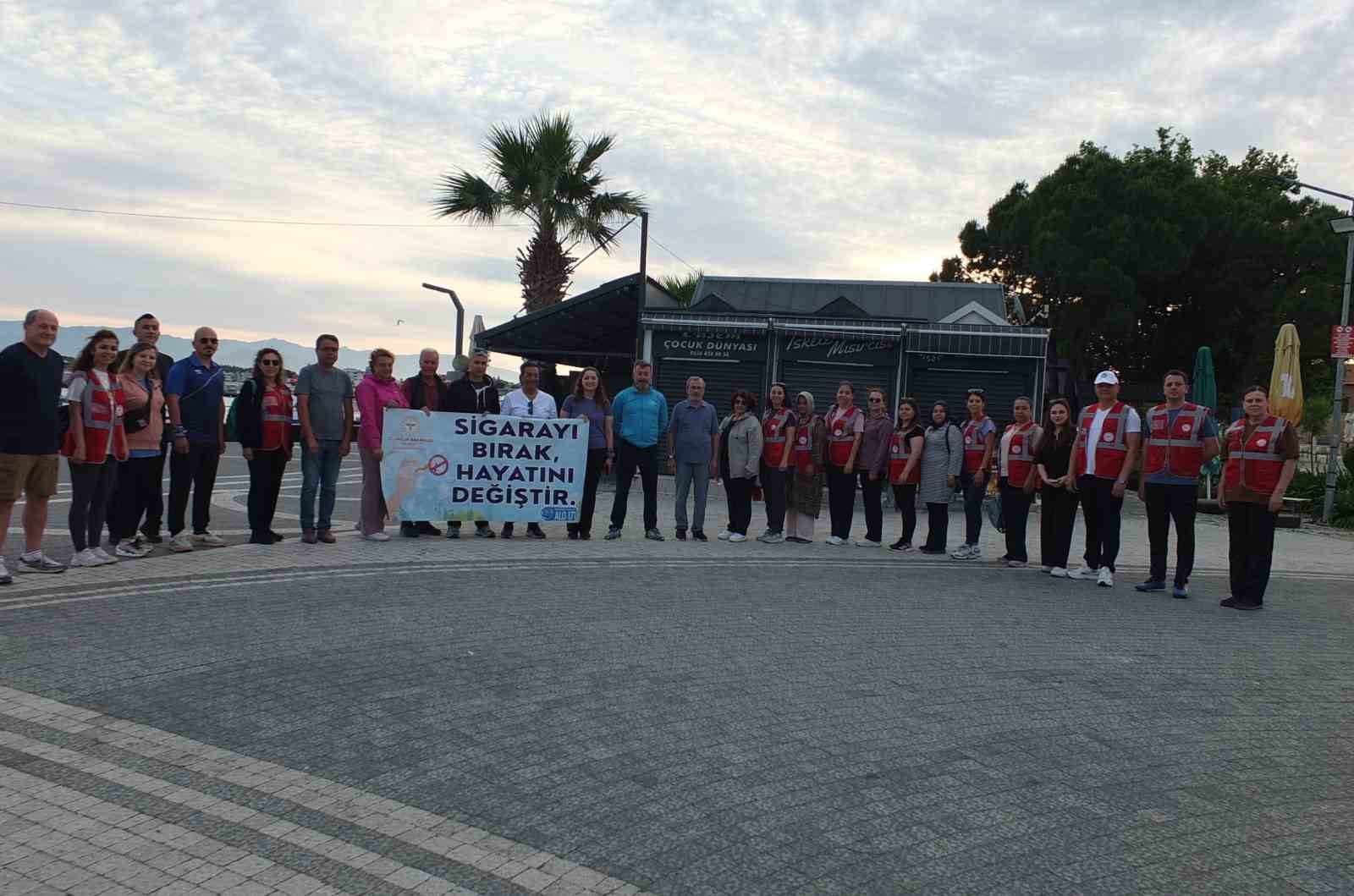 Burhaniye ilçesinde, İlçe Sağlık Müdürlüğü öncülüğünde, İskele Mahallesi’nde Alibaba istikametinde