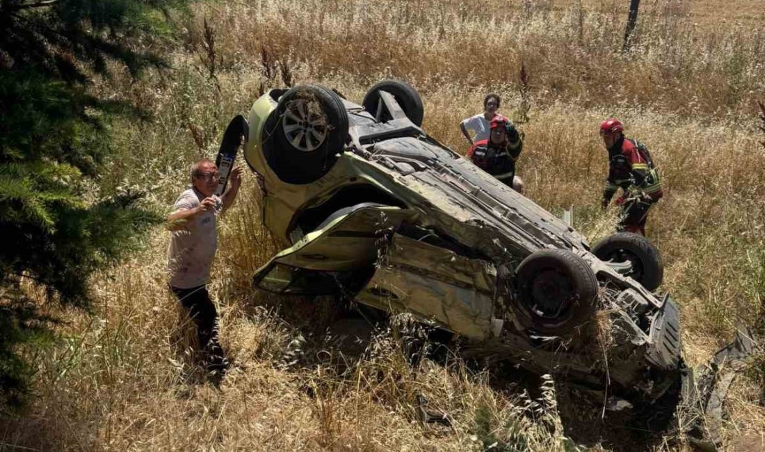 Bandırma-Susurluk karayolu’nda feci kaza: 1 ölü, 4 yaralı Balıkesir’in Bandırma ilçesinde iki otomobilin çarpıştığı trafik kazasında 1 kişi