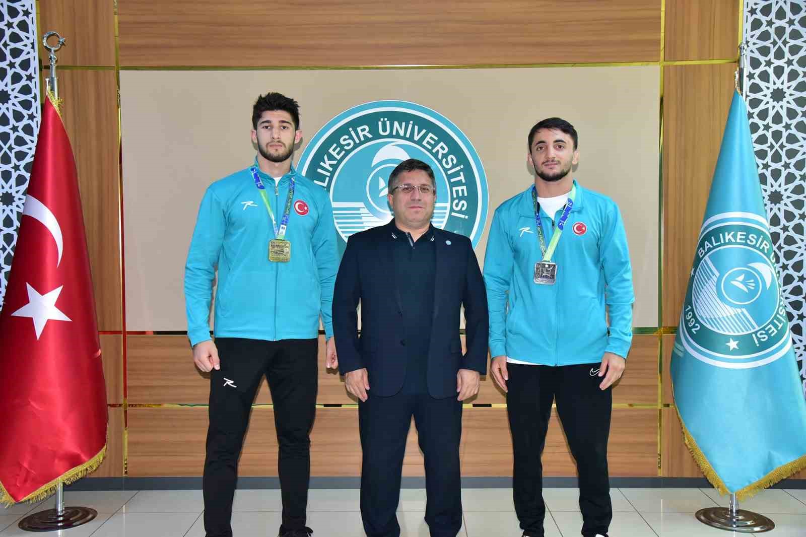 Brezilya’da düzenlenen FISU Dünya Üniversiteler Kombat Sporları Şampiyonasında elde ettikleri