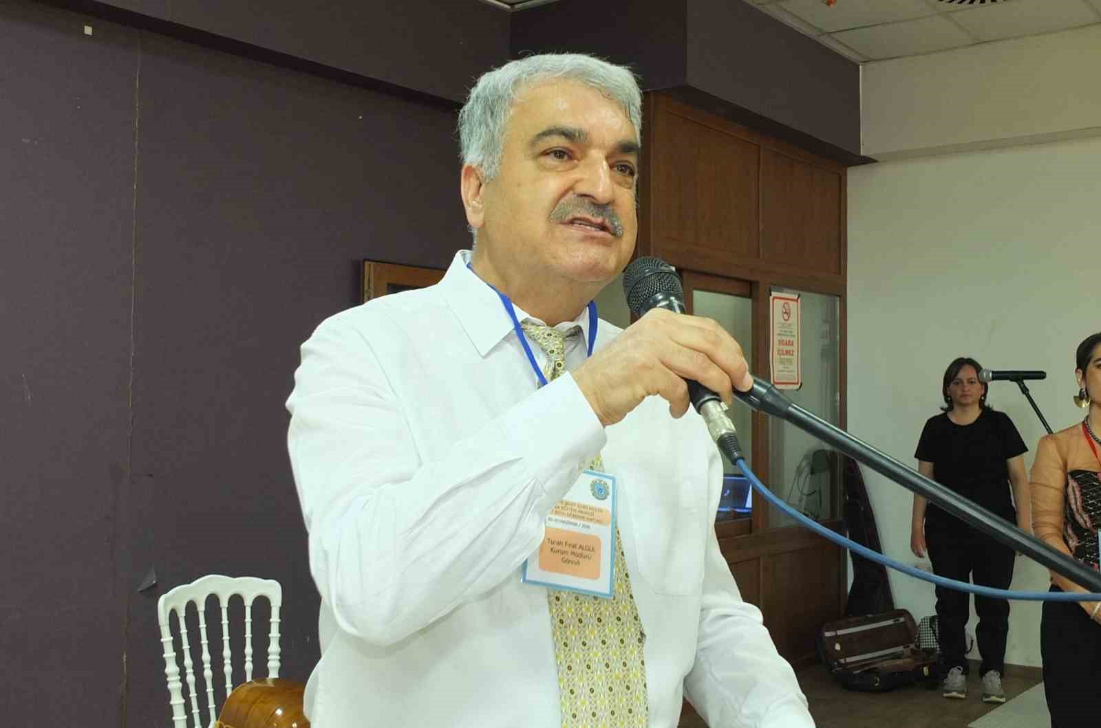 Burhaniye ilçesinde, Halk Eğitimi Müdürlüğünün düzenlediği kurslar büyük ölçüde tamamlanırken,