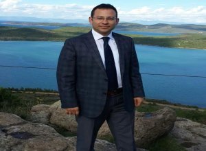 Balıkesir’in Ayvalık ilçesinde görev yaptığı dönemde başarılı çalışmaları ve vatandaşlarla