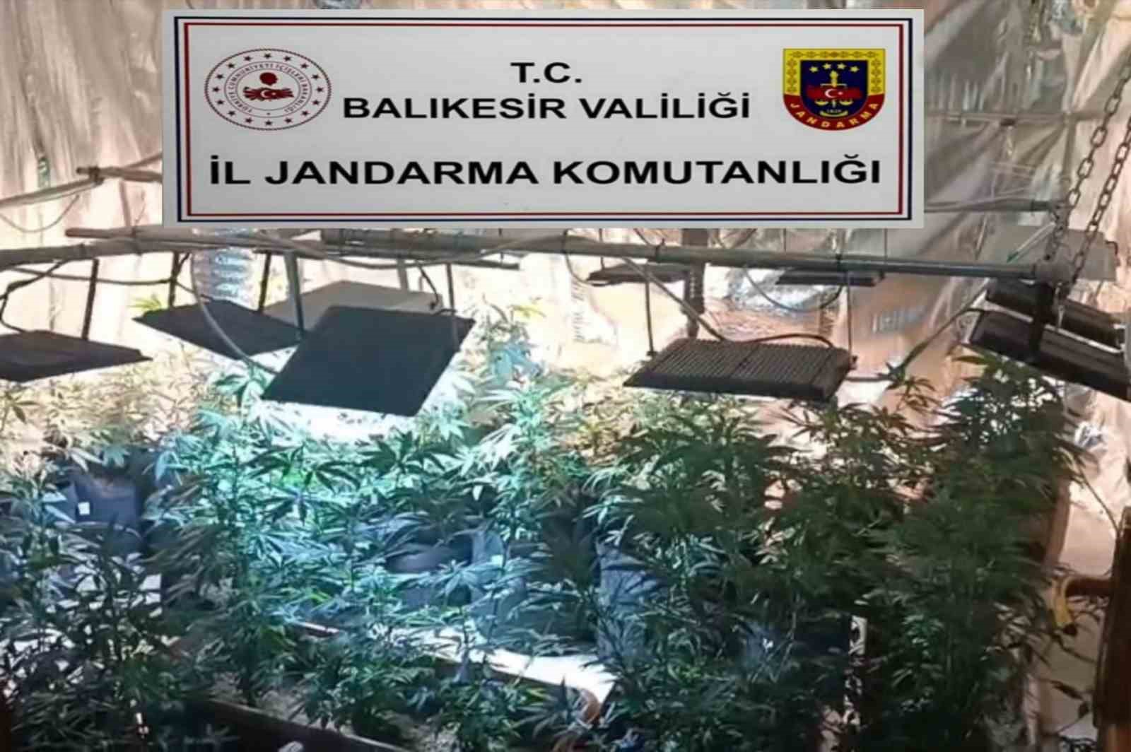 Balıkesir İl Jandarma Komutanlığı ekiplerince, il genelinde uyuşturucu madde üretimi