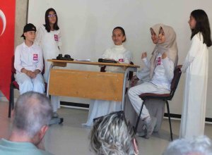 Burhaniye ilçesinde, İlim Yayma Cemiyetinin hayata geçirdiği Marifet Okulu yaz