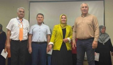 Burhaniye ilçesinde, Hayat Boyu Öğrenme Haftası kutlamaları kapsamında Okuma Yazma