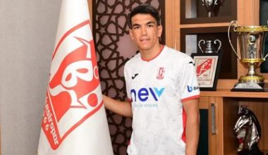 Balıkesirspor, yeni sezon öncesi kadrosunu tecrübeli golcü Akın Akman ile