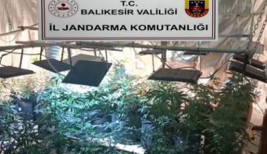 Balıkesir İl Jandarma Komutanlığı ekipleri, 5 ilçede evlerini iklimlendirme sistemiyle