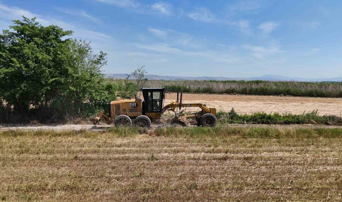 Altıeylül Belediyesi, kırsal mahallelerde ulaşım altyapısını güçlendirmek amacıyla yol yapım,