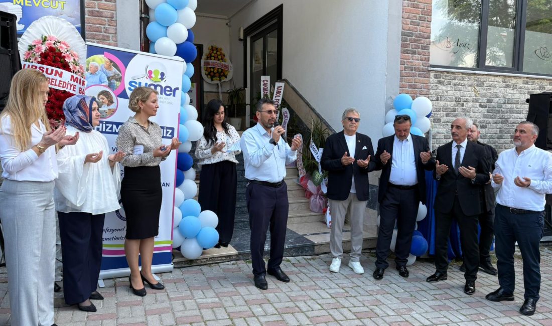 Sumer İnsan Kaynakları 7. Yılını ve Yeni Satış Noktasının Açılışını Kutladı Bandırma'da faaliyet gösteren Sumer İnsan Kaynakları Özel İstihdam Bürosu, kuruluşunun