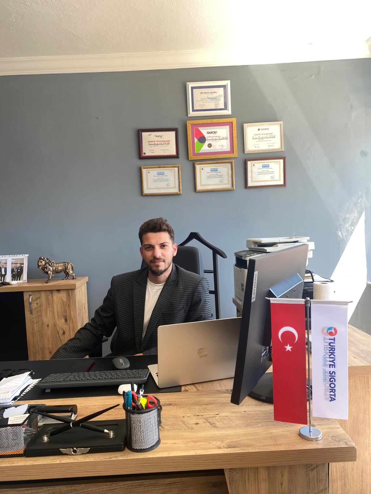 Balıkesir’in Bandırma ilçesinde faaliyet gösteren Doğru Sigorta’da yetkili Furkan Yılmaz,