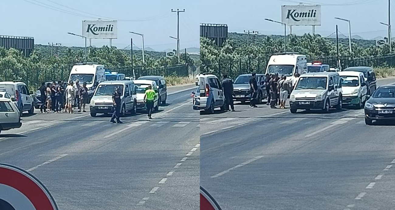 Balıkesir’in Ayvalık ilçesinde, Kozak mevkiine yönelen kavşakta meydana gelen trafik