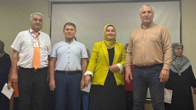 Burhaniye’de Okuma Yazma Töreni düzenlendi Burhaniye ilçesinde, Hayat Boyu Öğrenme Haftası kutlamaları kapsamında Okuma Yazma