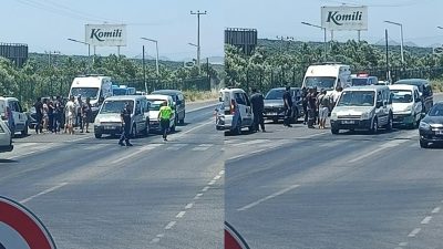 Balıkesir’in Ayvalık ilçesinde, Kozak mevkiine yönelen kavşakta meydana gelen trafik