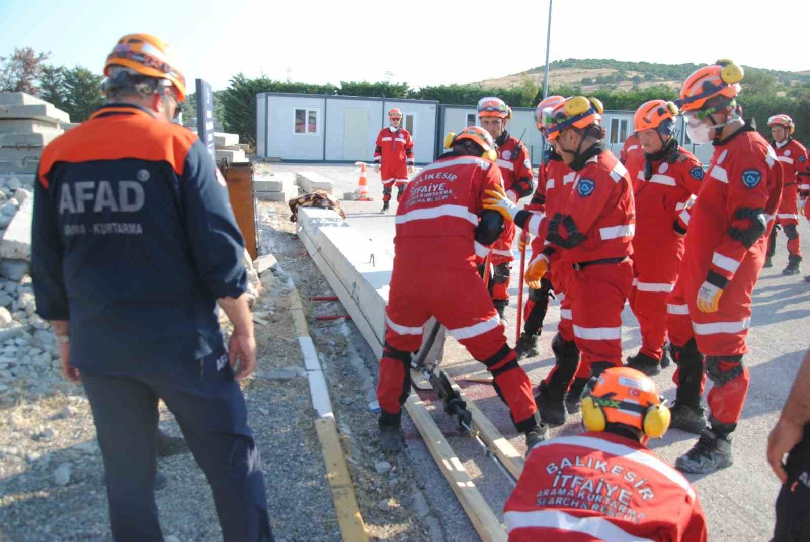 Balıkesir Büyükşehir Belediyesi İtfaiye Dairesi Başkanlığı AFAD tarafından yürütülen Orta