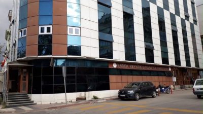 Balıkesir’in Erdek ilçesine bağlı Ocaklar Mahallesi’nde denizde boğulma tehlikesi geçiren