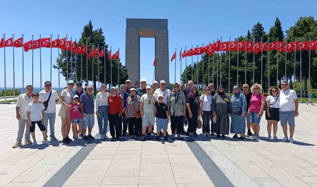 Burhaniyeliler Büyükşehir desteğiyle Çanakkale ziyareti yaptı Burhaniye ilçesinde, Esnaf ve Sanatkarlar Odası üyesi bir grup vatandaş