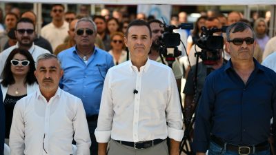 Balıkesir’in 20 ilçesinde hayata geçirdiği yatırımlarla yıllardır süregelen sorunları birer