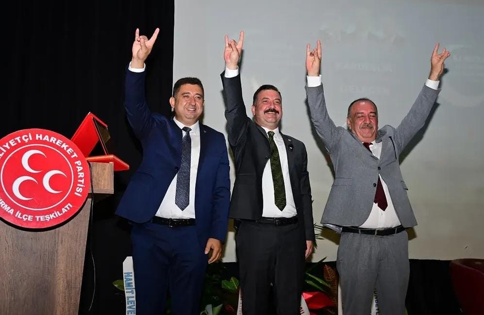 Milliyetçi Hareket Partisi (MHP) Bandırma İlçe Teşkilatı’nda yeni dönem başladı.