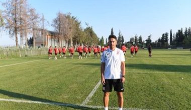 Nesine 3. Lig 2. Grup'ta mücadele eden Balıkesirspor'da, Eskişehirspor karşısında