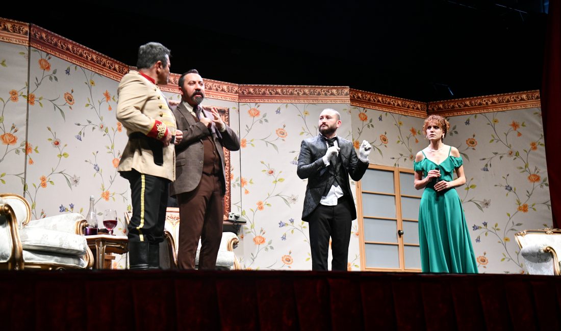 Balıkesir Büyükşehir Belediyesi Şehir Tiyatrosu ilk ayında seyirciden tam not aldı Balıkesir Büyükşehir Belediyesi Şehir Tiyatrosu, perdelerini açtığı günden itibaren sahnelediği