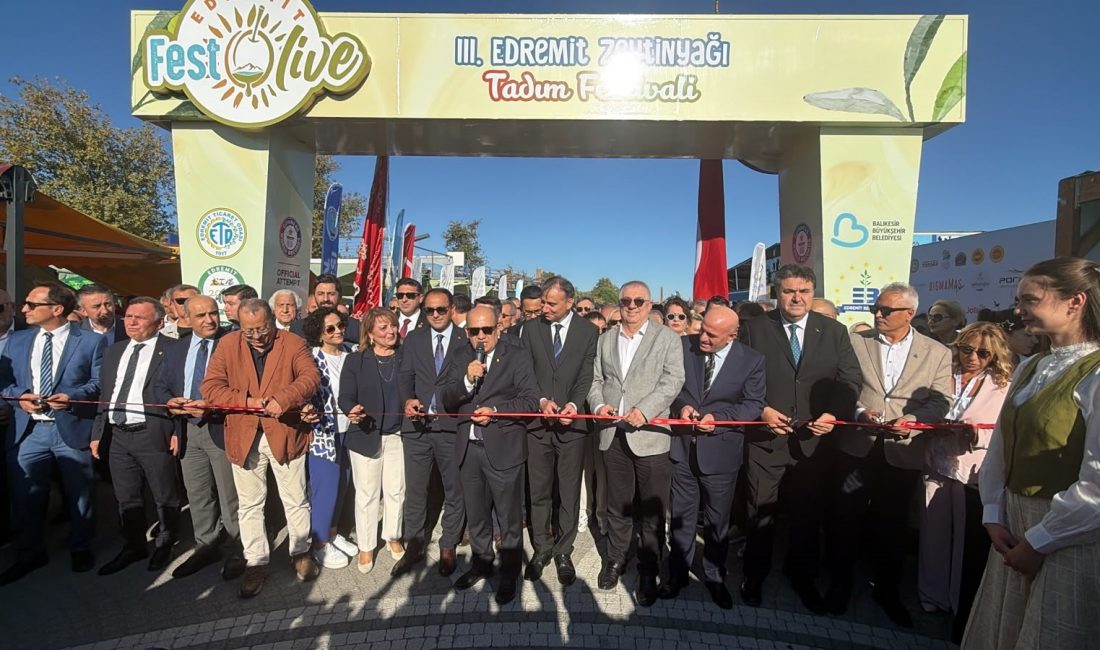 3. Edremit Festolive Zeytinyağı Tadım Festivali başladı Avrupa Birliği'nden (AB) coğrafi işaret tescili alan Edremit zeytinyağını geniş