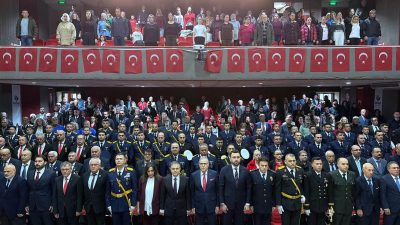 Bandırma Belediye Başkanı Dursun Mirza, Cumhuriyetimizin 103. yıl dönümü dolayısıyla